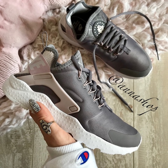 NWT Nike Huarache Run Ultra - Picture 2 of 7